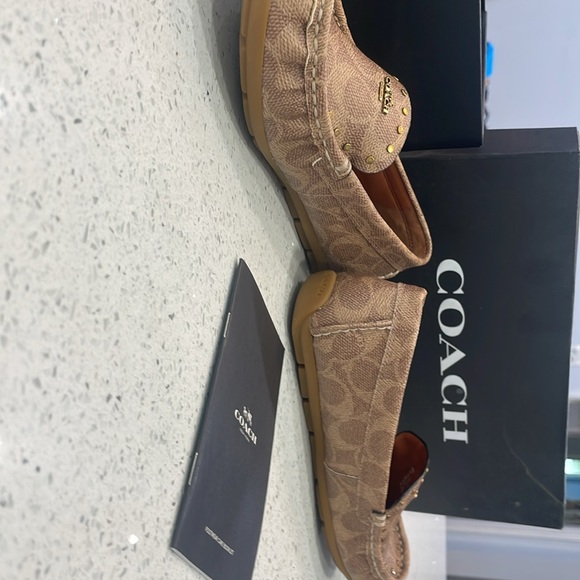 Coach McKenna STD DRV CC loafers. Size 5.5B, Tan and never worn. - Picture 8 of 9